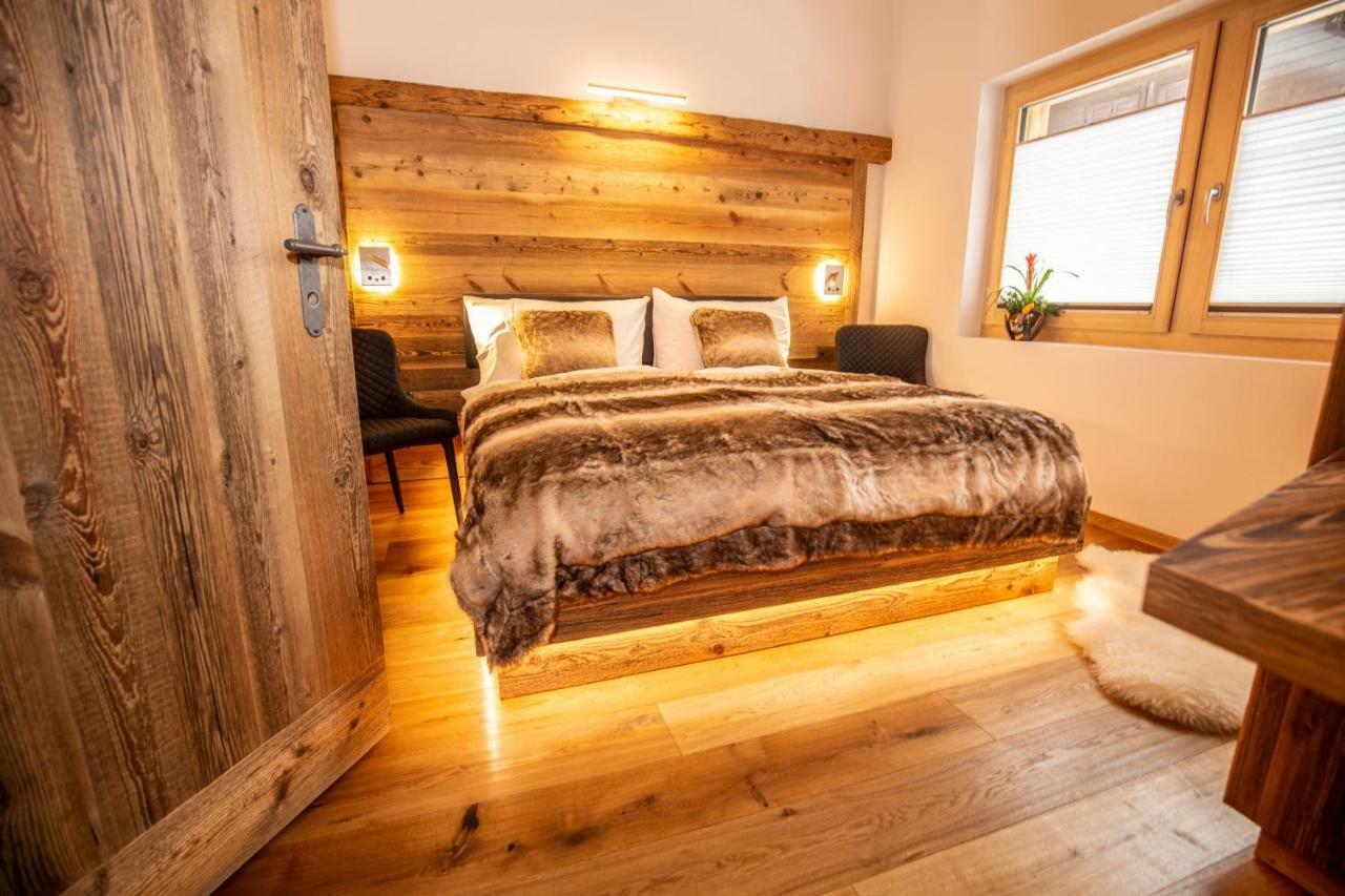 Palace Luxury Wellness Apartment And Boutique Hotel Ski-In-Out Saas Fee Exteriör bild