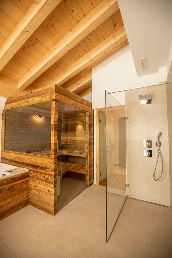 Palace Luxury Wellness Apartment And Boutique Hotel Ski-In-Out Saas Fee Exteriör bild