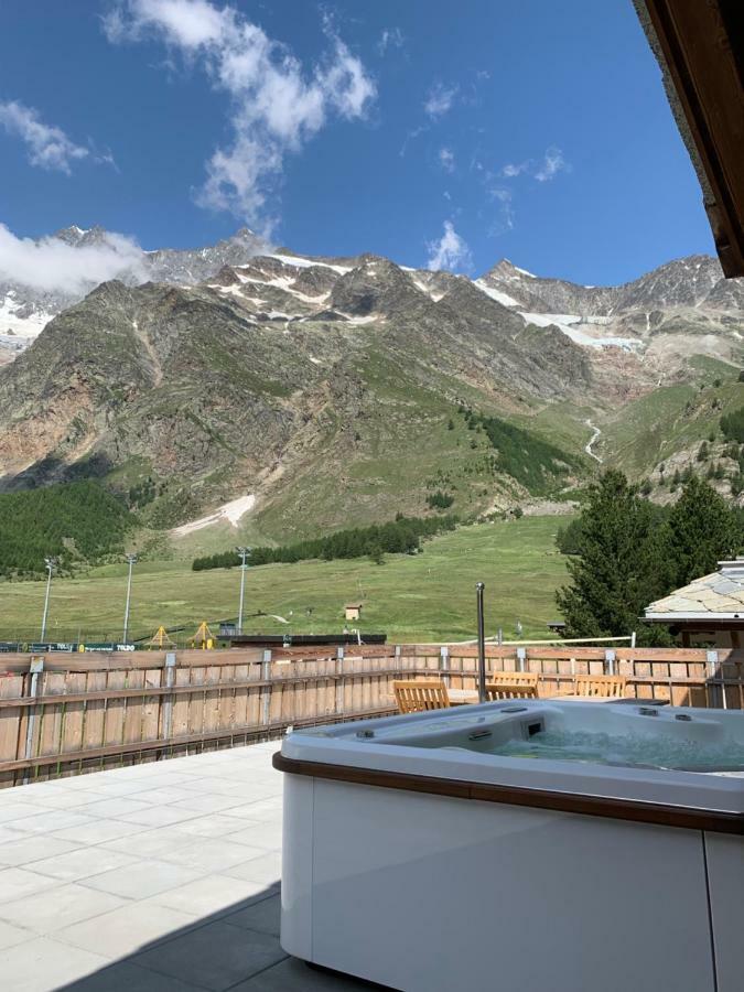 Palace Luxury Wellness Apartment And Boutique Hotel Ski-In-Out Saas Fee Exteriör bild