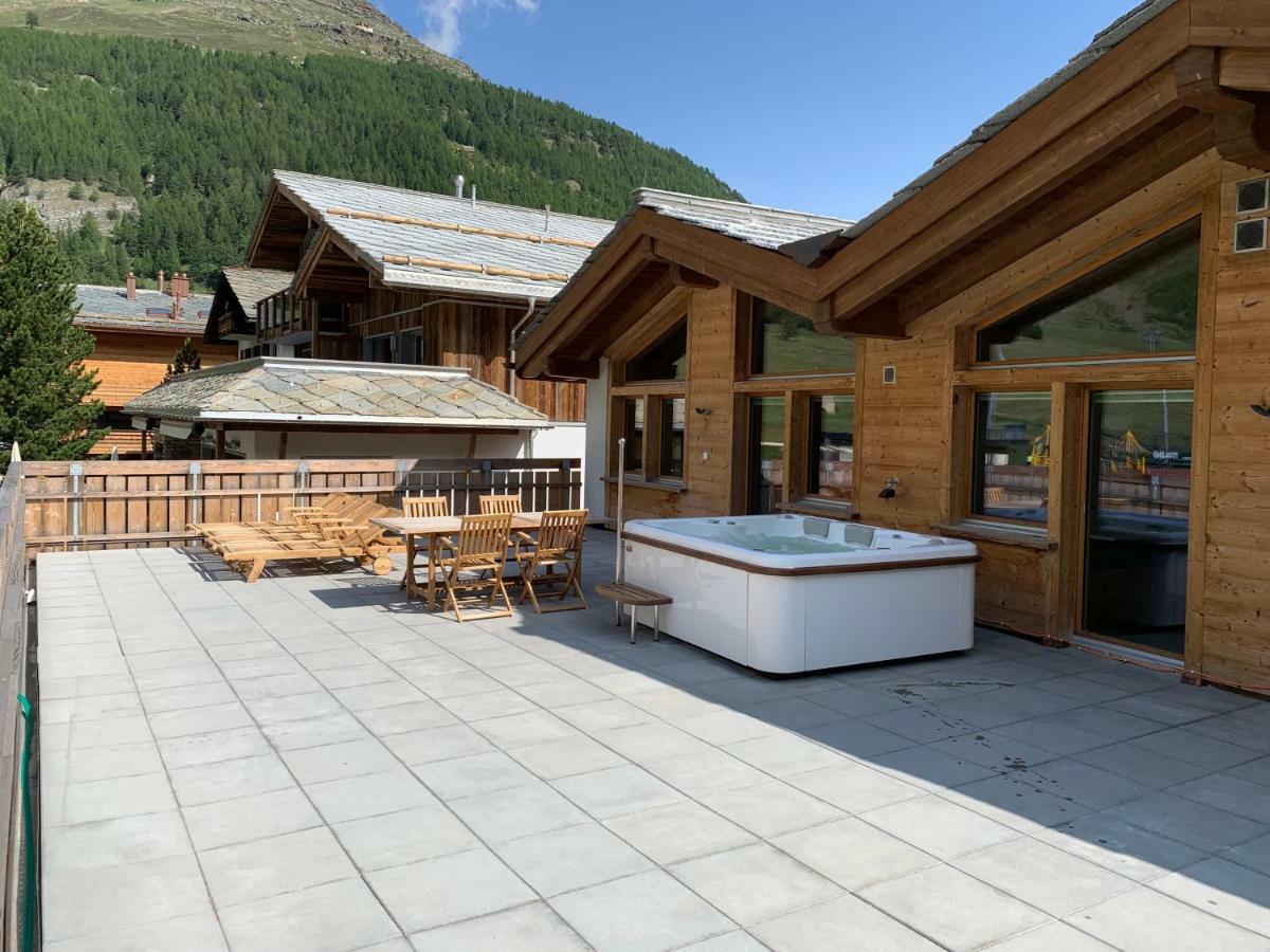 Palace Luxury Wellness Apartment And Boutique Hotel Ski-In-Out Saas Fee Exteriör bild
