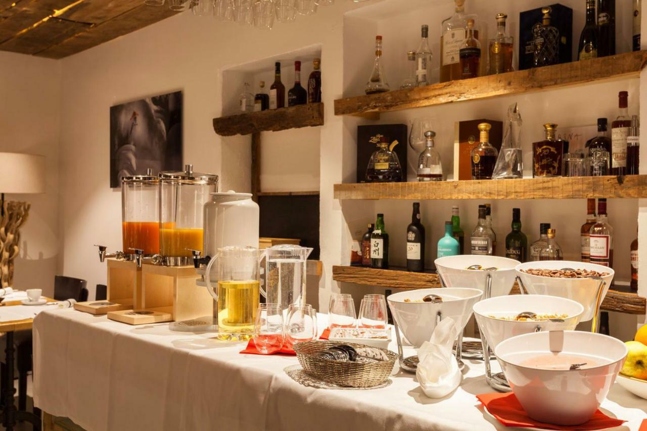 Palace Luxury Wellness Apartment And Boutique Hotel Ski-In-Out Saas Fee Exteriör bild