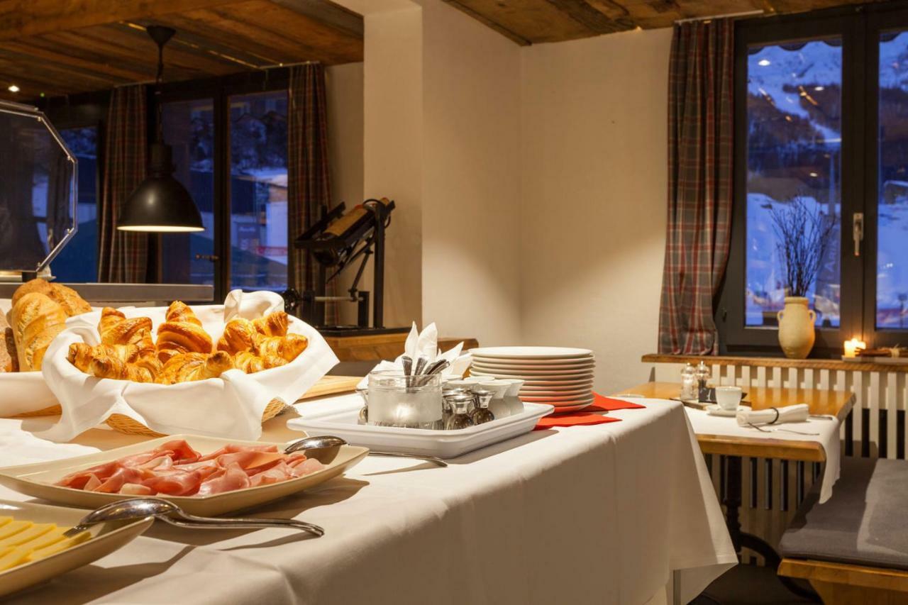 Palace Luxury Wellness Apartment And Boutique Hotel Ski-In-Out Saas Fee Exteriör bild